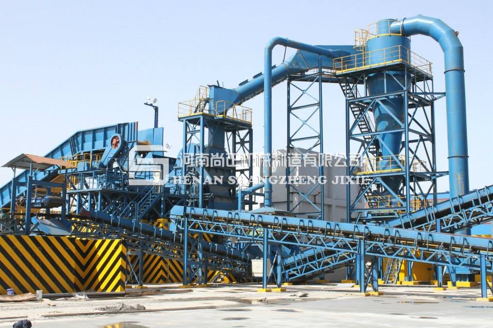 金屬破碎機